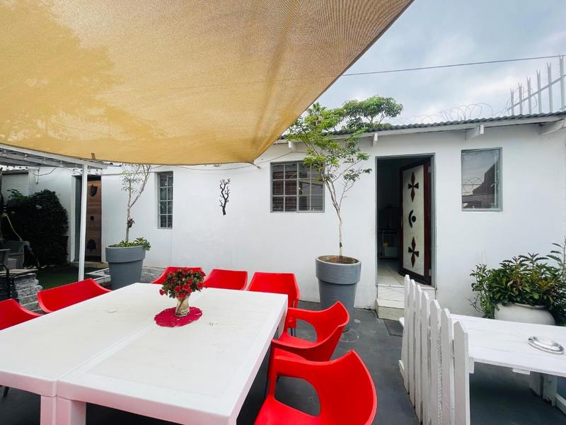 7 Bedroom Property for Sale in Orange Grove Eastern Cape